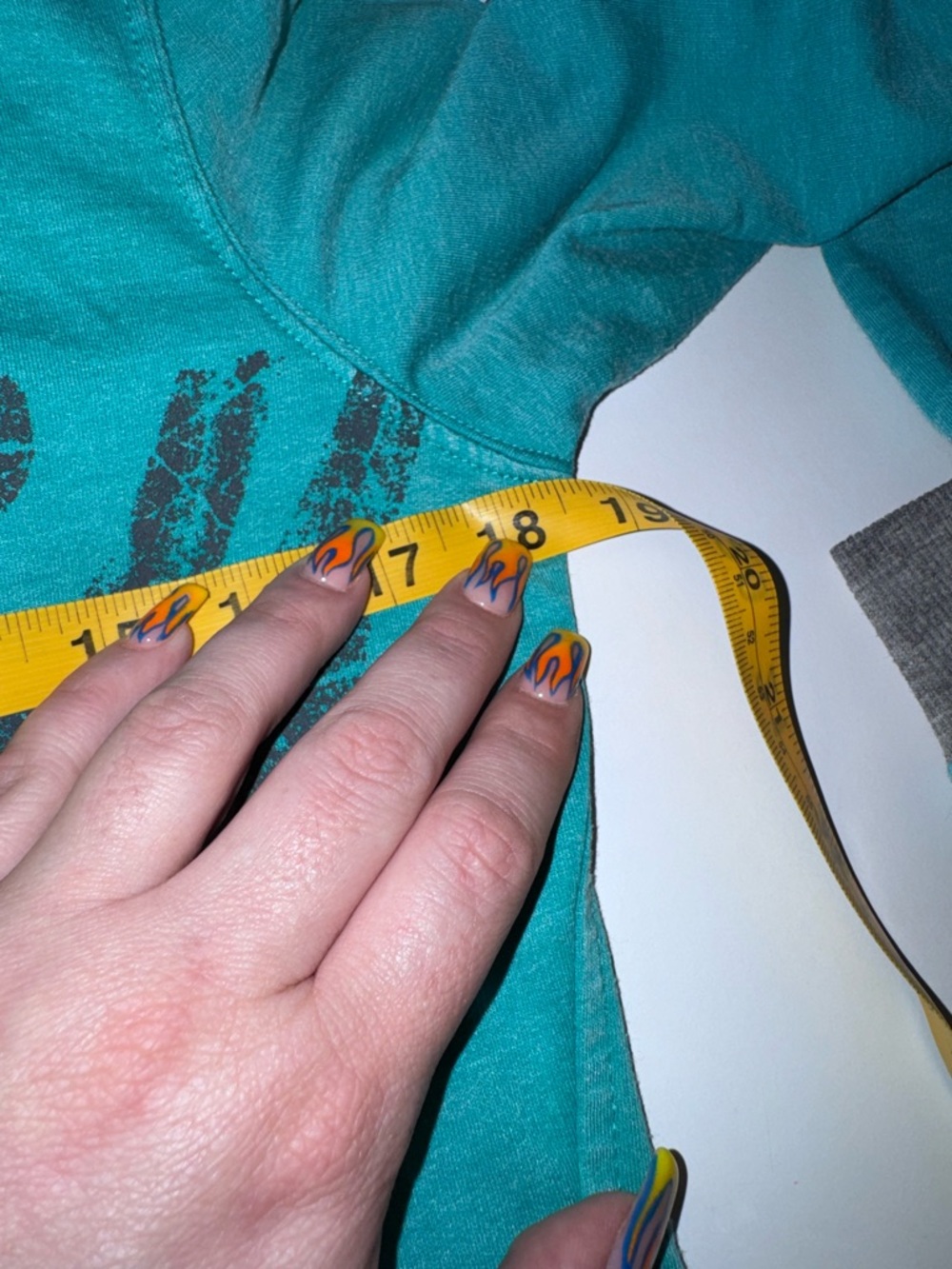 Y2K Oakley Women’s Turquoise Zip-Up Hoodie with Graphic Script - Picture 5 of 8
